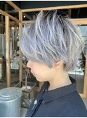 外国人風ショートヘア