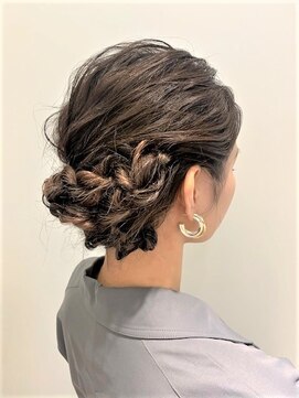 ビーハイブ 一番町店 アヴェダ(BEHIVE) 結婚式お呼ばれヘア☆シニヨンスタイル