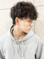 シロ 船橋(白silo)&nbsp;ツーブロックマッシュ/波巻き/ハイライト/束感[船橋駅/船橋]