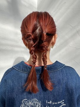 ヨーク(yoke.) タイトな個性的ツインアレンジ