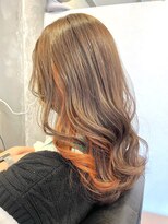 ワンズ(One’s)&nbsp;イヤリングカラー×パキッとオレンジ