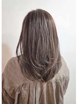 ツムグ 代官山店(TUMUGU) 白髪ぼかしカラーくびれロンググレイカラーオリーブベージュ