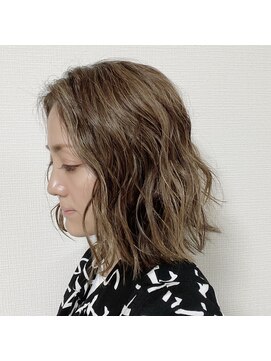 ルッソ チアロ(Lusso chiaro) ☆波巻きハニーベージュ☆