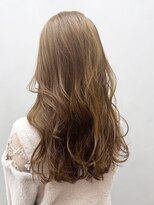 アイティーバイアルバム 松戸店(IT by ALBUM)&nbsp;くびレイヤーレイヤーロング美髪グレージュカラー_ba486411