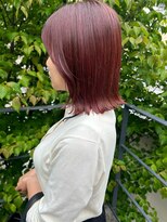 ツイギー 宮西店(TWiGGY)&nbsp;チェリーピンクに外ハネロブ