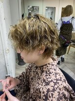 エル(EL by green)&nbsp;《tomi》メンズライク×ブリーチパーマ