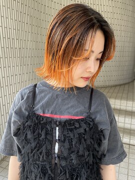 ロッソ 西荻窪(ROSSO) オレンジバレイヤージュな外はねボブ。