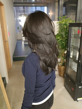 キオクエコ(KIOX eko) 海外レイヤー/ハッシュカット/レイヤーカット/髪質改善