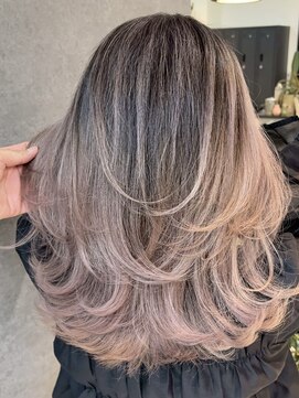 メリー オオサカ(Merly Osaka) white balayage