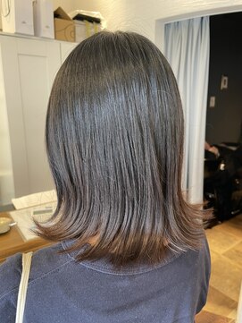 ノットドットビー(KNOT.B) 外ハネボブ 結べるボブ 毛先カラー ナチュラル ブリーチ無し