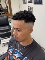 ザチョップショップ キチジョウジ(THE CHOP SHOP KICHIJOJI)&nbsp;カット　メンズヘア　針金パーマ　スキンフェード　アフロパーマ