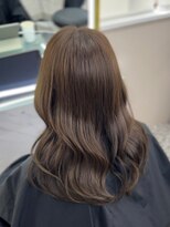 ラ ミュウ バイ ディーアンドティー(LA MIU by D&T)&nbsp;赤みをしっかりとるベージュカラー〇