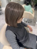 レヴリー(reverie)&nbsp;白髪ぼかしハイライト×グレージュ/ショートボブ髪質改善カラー