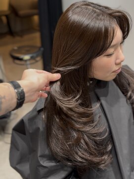 コスモス 町田(COSMOS) バタフライレイヤーカットミディアムレイヤーハッシュカット