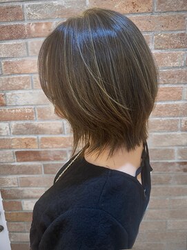 ニューヨークニューヨークマザーズ(NYNY Mothers) ハイライト×ショートボブ