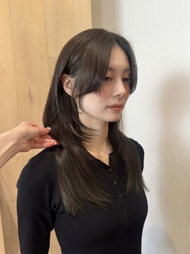 バイオレット ナゴヤ(Violet Nagoya) オリーブグレー ハッシュカットレイヤー 顔まわりカット HR-214