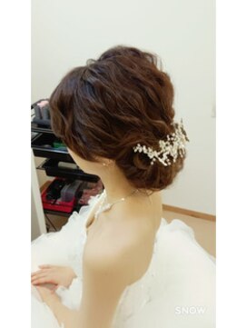 リンクリンク バイ エール 生駒(LINK LINK by aile) 【LINK LINK難波店】ゆるつやシニヨン