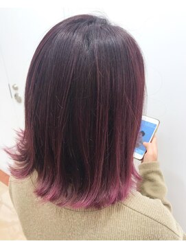 エヌプラス(N+) デザインカラーレイヤーカットウェットヘアオリーブベージュ