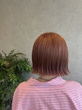 スリアン(sourian) 切りっぱなしボブ×ピンクベージュ