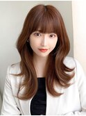 大人女性に似合う上品なナチュラルロング