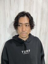 ターフタカサキディエル(TURF TAKASAKI D.L)&nbsp;メンズ　センターパート　パーマ