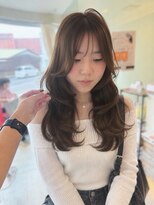 ヘアメイク シュシュ(Hair make chou chou) ブラウンベージュ フォワード巻き 韓国ヘア ミントグリーン