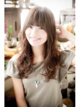 オハナ(ohana) 【ohana/表参道】ベージュカラーのワイドバングくせ毛風ロング