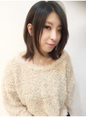 暗髪ミディアムレイヤー