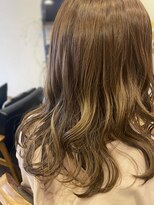 ジィップクリニカ(Zip clinica) ベージュブラウン 担当近森