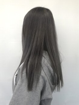フィールヘアー(Feel Hair)の写真/【オトナの艶感♪】"3STEPトリートメント"で髪の内部から補修◎カラー・パーマ後でも毛先まで潤うヘアに♪