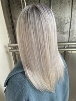 メモリーズ(Memories)&nbsp;【Memories】シャドールーツで作る外人風ホワイトブロンド