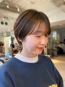 フィルムス 横浜(FILMS) ココアベージュ/黒髪/クラゲヘアー/オリーブグレー/ボブ/横浜