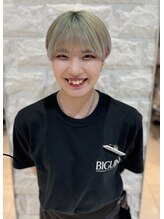 ジャン クロード ビギン 横浜ベイクオーター店(JEAN CLAUDE BIGUINE) 井上 実南