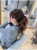 大人かわいいポニーテールアレンジ♪