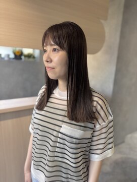 クス(KUsU) 切りっぱなしロング/くすみベージュ/大人可愛い