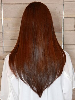 ヘアメイク ランプ(HAIR MAKE LAMP)の写真/【万博記念公園駅30秒】髪質改善や髪を守る技術に拘り、トリートメントは用途に合わせ10種類以上ご用意◎