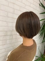 ビスイル 秋葉原店(Vis ill)&nbsp;くすみベージュマロンベージュ前下がりボブフェザーショート