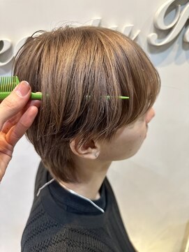 リボーン ビューティー リゾート(re-born Beauty Resort) ミルクティーカラー