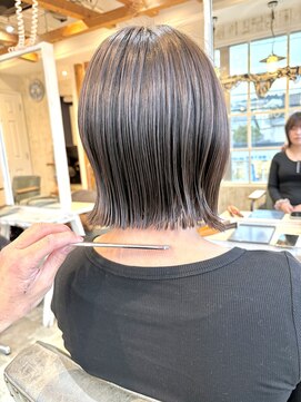 サボ 草薙店(SABO) 切りっぱなしボブ