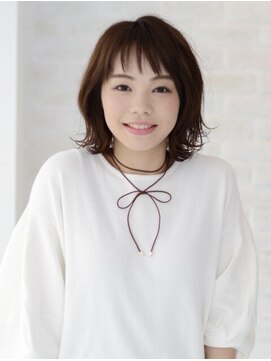 アースオーセンティック 扶桑店(EARTH Authentic) やわらか質感の愛されミディ