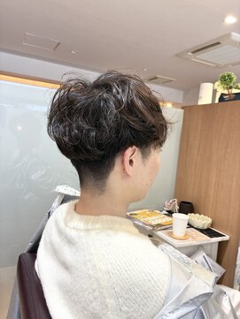 エル バイ ファースト(L by first) 【L by first】シャドーパーマ