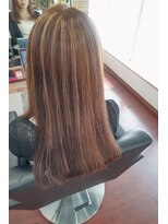 ルッカヘアガーデン 鶴ヶ島店&nbsp;明るめハイライト/レイヤーカット/顔周りカット