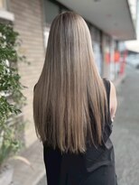 アズグロウ エクラ(AS GROW 'eclat) ホワイトグレージュスモーキープラチナロング