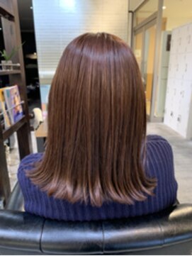 ギフト リビング(Gift Living) イルミナカラーで透明感と艶をプラス＊外ハネボブ