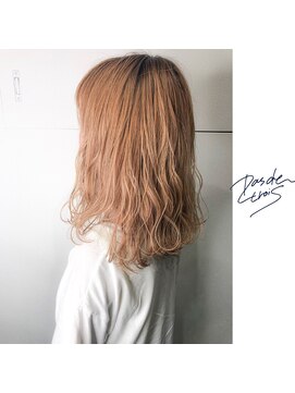 パドトロワ(Pas de trois) 新潟×透明感×ハイトーンベージュ×巻き髪アレンジ