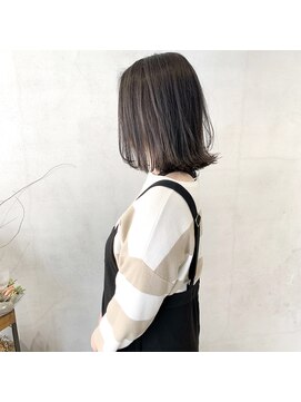 ミント(mint) 赤み抑えて透明感グレージュ!暗髪◎