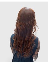 およばれヘアアレンジ　結婚式　ハーフアップ　編み込み