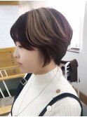 ショート/ポイントカラー/ピンク/白っぽく/ブリーチ/アクセント
