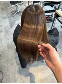 美髪矯正でサラ艶ロング目指しましょう!