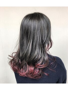 チオン(CHION) 毛先ピンク